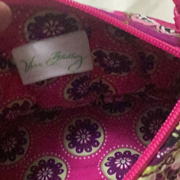 Vera Bradley Magenta and Pink Paisley  Very Berry  Crossbody Bag measures 9 x5 - Picture 3 of 5